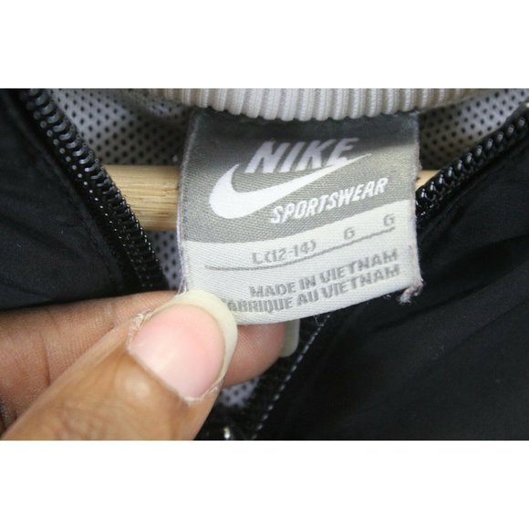 Nike Embroidered Swoosh Jacket S261 - Picture 3 of 7